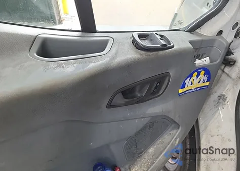 2016 Ford Transit T-150 z USA, uszkodzony, nr VIN 1FTYE9ZM6GKA08746